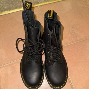 BRAND NEW Pascal Doc Martens Size 6
